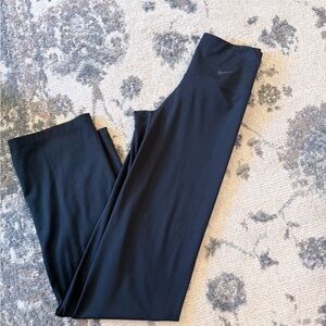 Nike Midnight Black Active Leggings